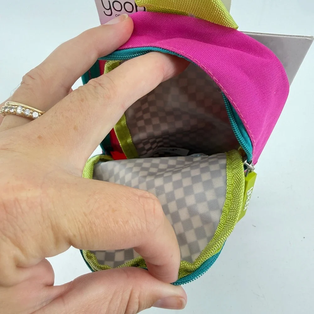 Yoobi Pencil Pouch Kids OS Multi Checkered Adjustable Notebook Strap 15AADRESAV